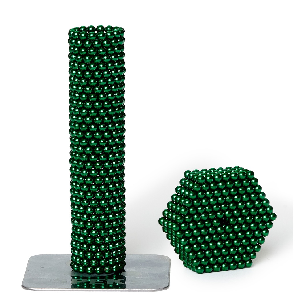 Speks Solid Green Magnet
