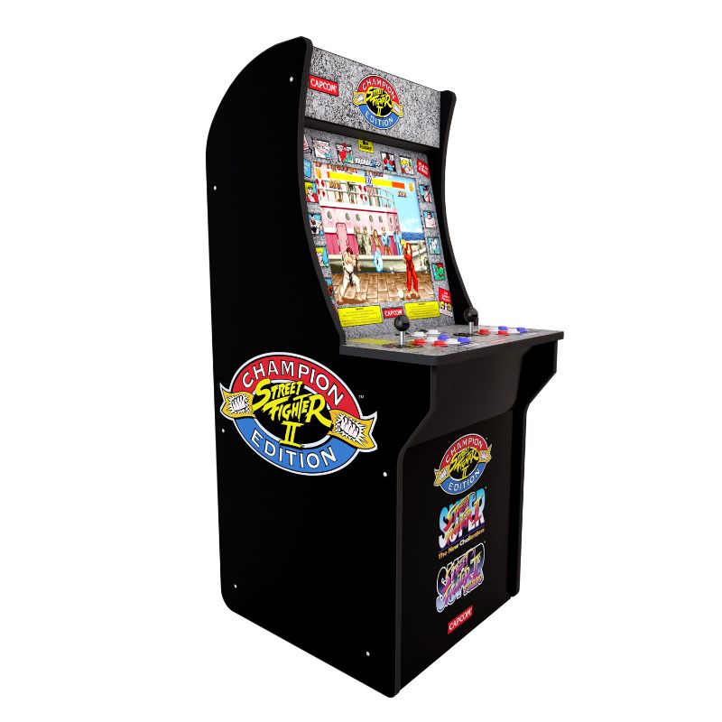 Arcade Street Fighter 2 with Generic Riser