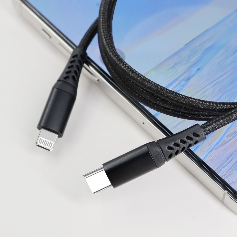 Merlin USB-C To Lightning Cable 2m Black